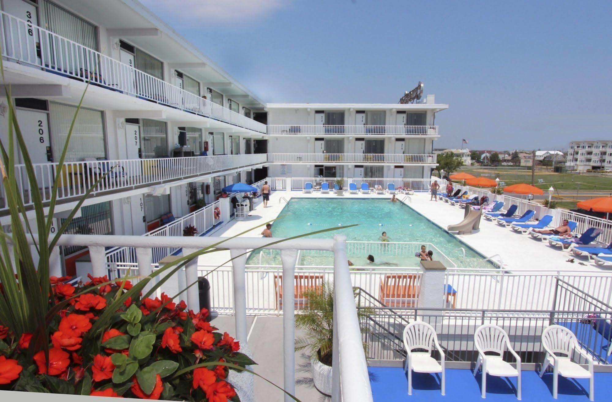 Crusader Oceanfront Resort Wildwood Crest Exterior photo